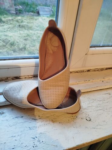 обувь новые: Туфли AURA SHOES, 37, цвет - Белый