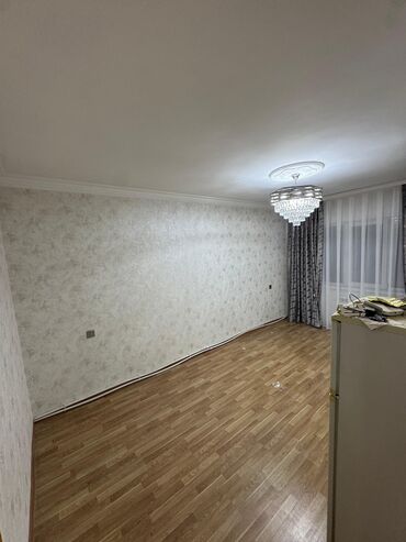 Köhnə tikili: Bakı, 8-ci mikrorayon, 3 otaqlı, Köhnə tikili, m. Azadlıq Prospekti, 64 kv. m — 3