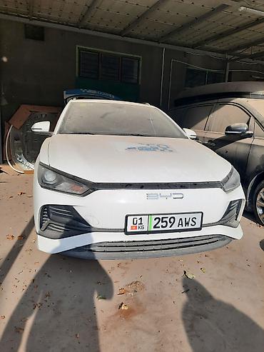 BYD: BYD E2: 2025 г., 0.1 л, Автомат, Электромобиль — 2