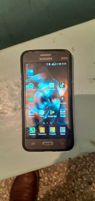 чехлы на авто с орнаментом: Samsung Galaxy J2 Prime, Б/у, 8 GB, цвет - Черный, 2 SIM