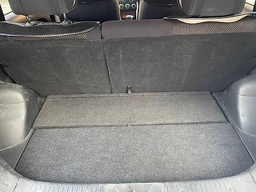 Toyota: Toyota ist: 2002 г., 1.5 л, Автомат, Бензин, Хэтчбэк — 15