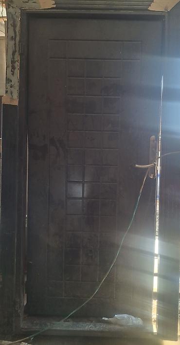 Metal giriş qapısı - Material: qalın metal/poza polad konstruksiya - lalafo.az -da Metal giriş qapısı - Material: qalın metal/poza polad konstruksiya -