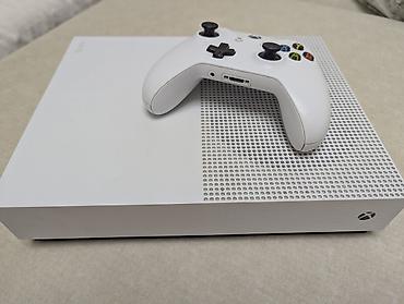game xbox: Игровая консоль Microsoft Xbox One S (цвет: белый) с беспроводным — 1