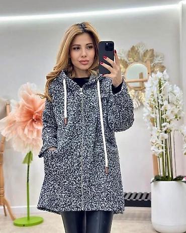 Ostale jakne, kaputi, prsluci: Tedi duks: 3200 dinara
Do xxl — 5