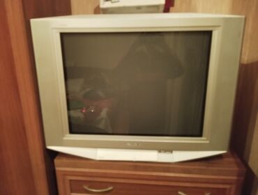 продаю старый телевизор: Продается телевизор "Sony" оригинал
