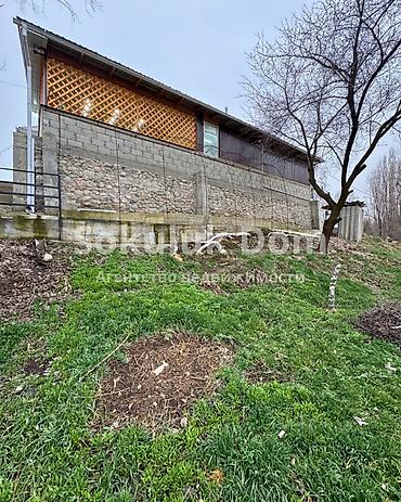 Продажа коттеджей и домов: 🏠Продается дом в селе Сокулук 🟡Комнаты: 5 🟡Участок: 16 соток — 6