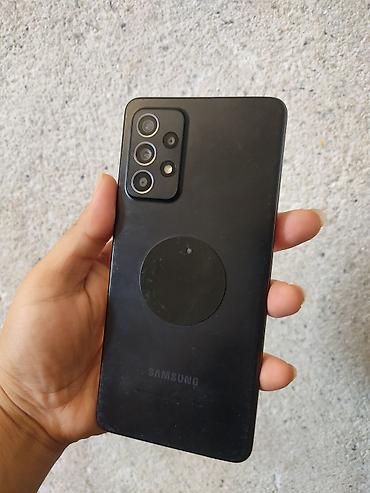 note 14: Samsung Galaxy A52 (черный) - Экран 6.5", Super AMOLED, 2400×1080 — 4