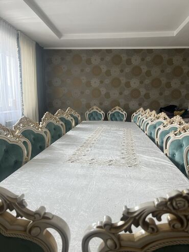 Столы и стулья для зала: Стол и стул для зала, Б/у, Самовывоз — 1