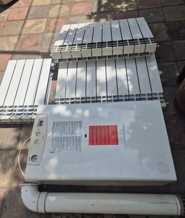 radiator kombi: Hamls bir yerd 500 manat Unvan koruğlu . 25 seksiya radyatir + konbi