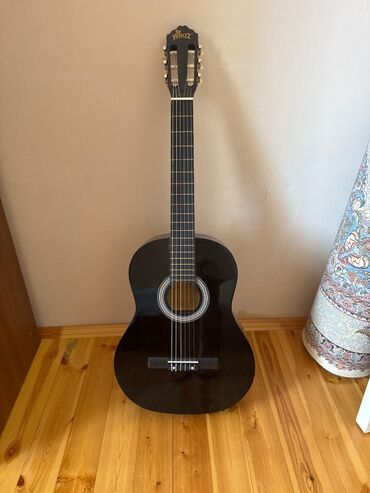 Klassik gitara, Winzz, Yeni, Ünvandan götürmə, Ödənişli çatdırılma