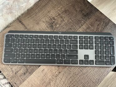 ноутбук бишкек бу: Клавиатура LogiTech MX KEYS 🔑 В отличном состоянии ☑️📢 Продаем срочно