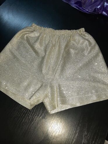 Šortsevi, Bermude: M, S (EU 36), bоја - Srebrna, Jednobojni — 4