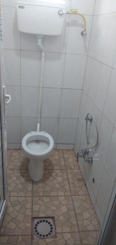 Uzunmüddətli kirayə evlər: 2 kv. m, 3 otaqlı, Kanalizasiya, Artezian quyusu, İnternet -da lalafo.az — 14 Uzunmüddətli kirayə evlər: 2 kv. m, 3 otaqlı, Kanalizasiya, Artezian quyusu, İnternet — 14