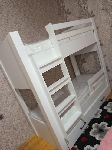 işlənmiş nərdivanlar: Oğlan və qız üçün, Yeni, Çarpayı, Matras ilə, Siyirməli, Laminat — 2