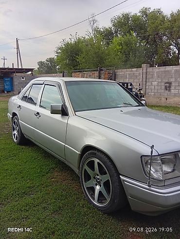 кузув спринтер: Mercedes-Benz E-Class: 1990 г., 0.2 - engine capacity л, Кол менен иштөөчү, Бензин, Седан — 2