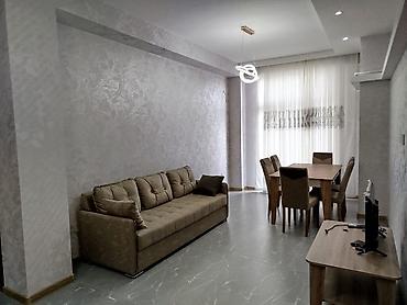 seki ev: Evde 3 xanım yaşayır 1 xanım axtarılır Mənzilin təsviri: - Zövqlü — 3