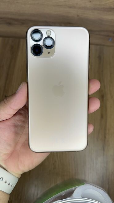 Apple iPhone: IPhone 11 Pro, Б/у, 64 ГБ, Золотой, Защитное стекло, Чехол, 98 %