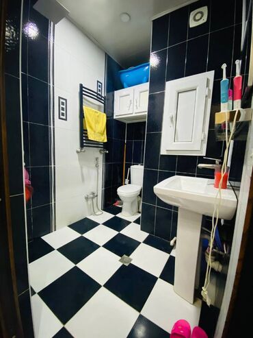 Köhnə tikili: Bakı, Bakıxanov qəs., 2 otaqlı, Köhnə tikili, 70 kv. m — 12