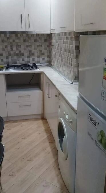 Uzunmüddətli kirayə evlər: 18 kv. m, 1 otaqlı, Artezian quyusu, İnternet, Telefon -da lalafo.az — 19 Uzunmüddətli kirayə evlər: 18 kv. m, 1 otaqlı, Artezian quyusu, İnternet, Telefon — 19