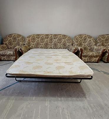 Прямые диваны: 🛋️ Продаётся мягкий мебельный гарнитур — 4 предмета Продам мягкий — 2