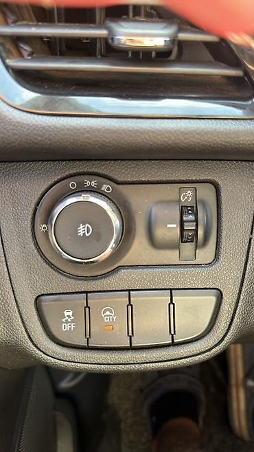 Chevrolet: Chevrolet Spark: 2017 г., 1 л, Вариатор, Бензин, Хэтчбэк — 18
