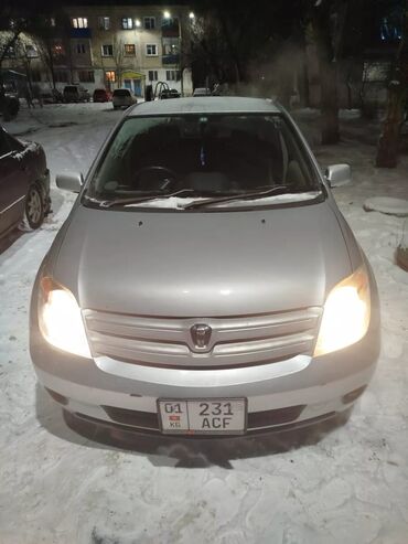 Toyota: Toyota ist: 2003 г., 1.3 л, Автомат, Бензин