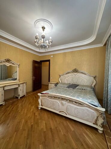 Yeni tikili: 3 otaqlı, Yeni tikili, m. 8 Noyabr, 140 kv. m — 9