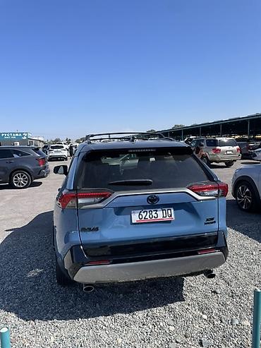 портер 2022: Toyota RAV4: 2022 г., 2.5 л, Автомат, Гибрид — 3