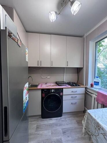 сдается квартира 2 комнаты: Продается 2 ком.кв Район: 8 мкр Серия: 104 Этаж: 3/4 Площадь: 44