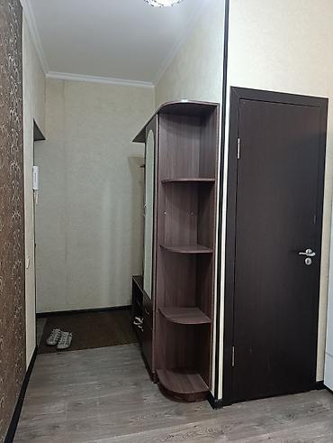 105: 1 комната, 35 м², 10 мкр 105 серия, 5 этаж, Свежий ремонт — 1