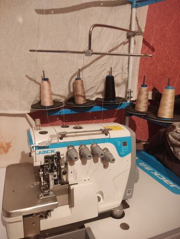 запчасти швейных машин: Швейная машина