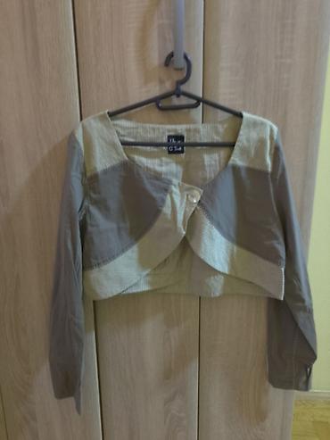 Zenski bolero,velicina 44.Kao nov,bez ostecenja. Cena 400 dinara