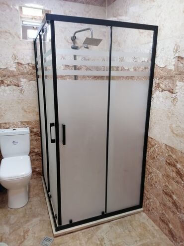 Duş kabinaları, arakəsmələr: 90×90olcude qara alminium profille 6mm temperli suse kombinasiyasi — 10