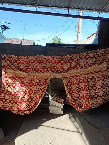 Текстиль: -Портьеры с ламбрекеном из бордового жаккарда с золотым орнаментом с — 3