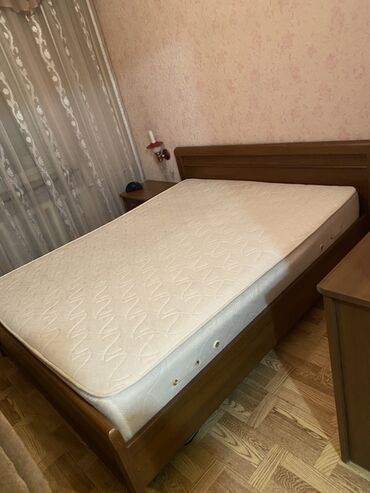 двухэтажный кровать для взрослых: Уктоочу бөлмө гарнитуру, Эки кишилик керебет, Жыгач, түсү - Күрөң