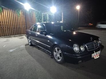 mashina mersedes 600: Mercedes-Benz E 320: 1996 г., 3.2 л, Автомат, Газ, Седан