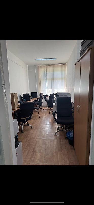 пустой чек: Сдаю офисное помещение. 1 комната площадью 16,5 м2. Без мебели! 20000 — 1