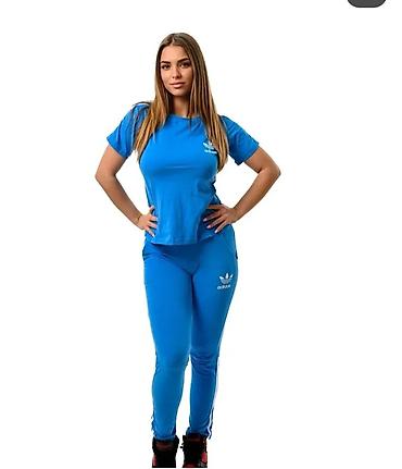 boa donji ves: Ženski sportski komplet – majica i donji deo trenerke u plavoj boji — 1