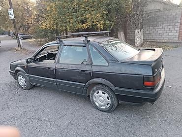 step rf3: Volkswagen Passat: 1988 г., 1.8 л, Механика, Бензин, Седан — 1