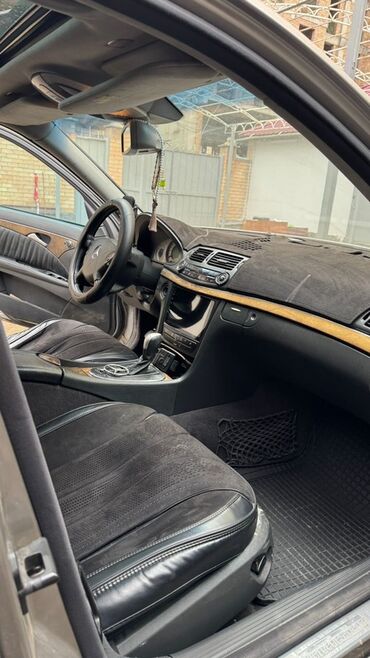 Mercedes-Benz: Mercedes-Benz E-Class: 2007 г., 3.2 л, Автомат, Седан — 9