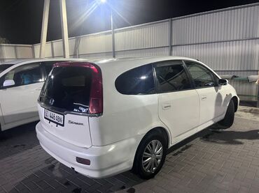 7 местка: Honda Stream: 2000 г., 1.7 л, Автомат, Бензин, Вэн/Минивэн