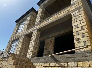 Tikinti işləri: 2 mərtəbəli daş ev karkası - Layihə: geniş eyvanlı, sütunlu fasad; — 1