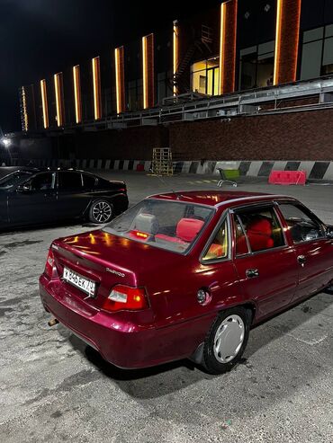Daewoo: Daewoo Nexia: 2011 г., 1.6 л, Механика, Газ, Седан