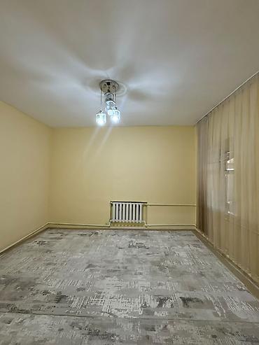 Комнаты: 80 м², Без мебели — 1
