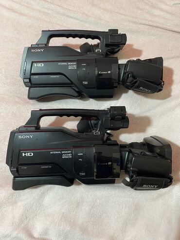Sony markalı HD video 1500-2000 kamera, daxili yaddaşa malikdir və