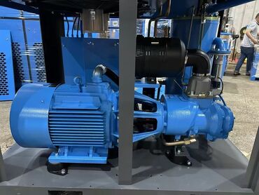 Компрессоры: Компрессор винтовой 5KW(220v) 850 литров в минуту 7.5KW 1100литров в — 3