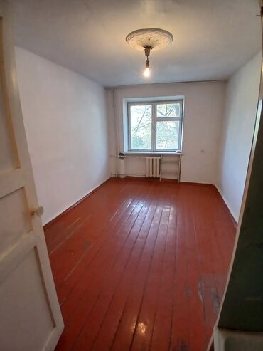 сдаю 1 комнату с подселением: 17 м², Без мебели