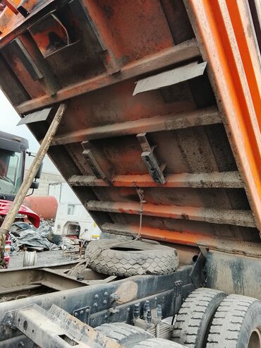 Аренда самосвала: Самосвал КАМАЗ, оранжевый, колесная формула 6×4. Основные — 14