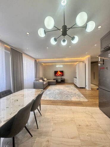1 комнатная квартира без ремонта: 3 комнаты, 99 м², Элитка, 8 этаж, Евроремонт