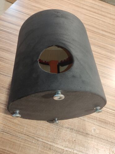 Yuvalar: Yuvarlaq dizaynlı, üzərində dəstəyi olan portativ pişik/kiçik heyvan — 7